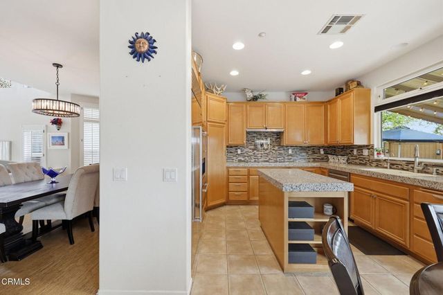 675 Parrish Street, Ventura, CA 93003
