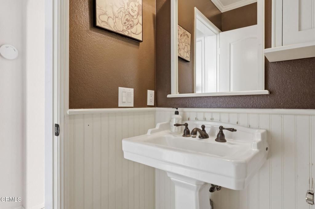 Image 39 of property listing at 675 Parrish Street, Ventura, CA 93003