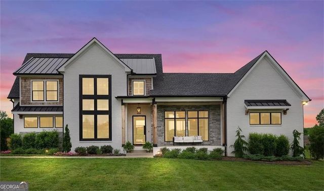 345 Thornton Drive, Fayetteville, GA 30214