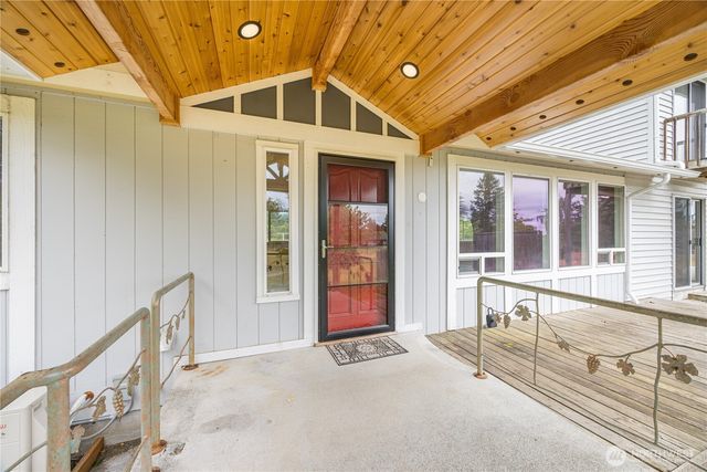1012 River Road, Sequim, WA 98382