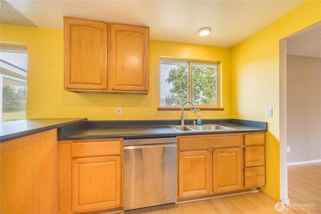 1012 River Road, Sequim, WA 98382