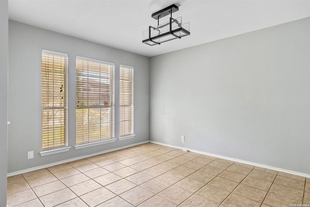 9915 SANDLET TRL, San Antonio, TX 78254