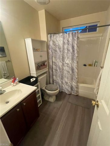 4117 River Breeze CIR, Chesapeake, VA 23321