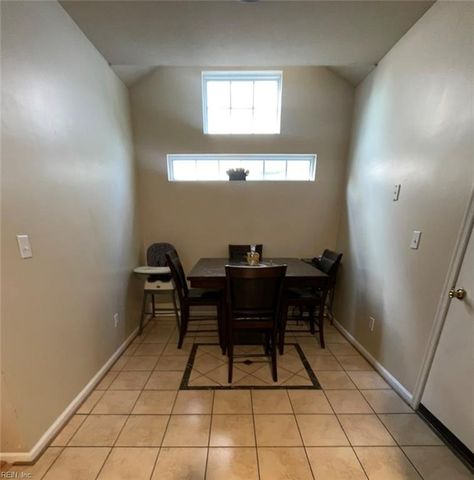4117 River Breeze CIR, Chesapeake, VA 23321