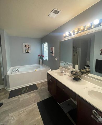 4117 River Breeze CIR, Chesapeake, VA 23321