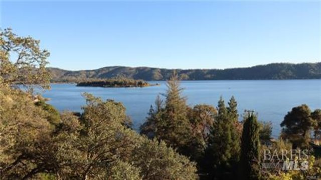 11723 Widgeon Way, Clearlake Oaks, CA 95423