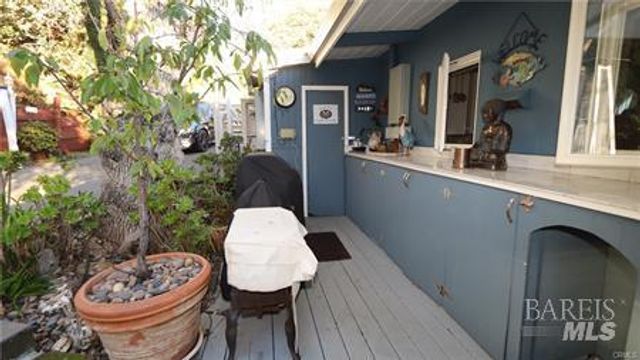 11723 Widgeon Way, Clearlake Oaks, CA 95423