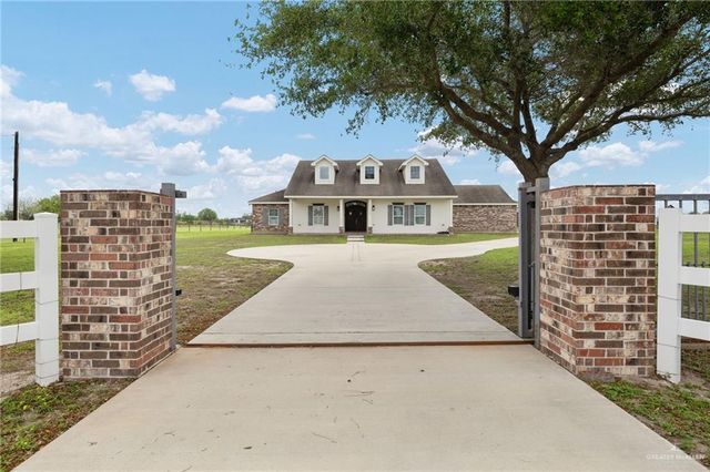23308 Oak Knoll Drive, Edcouch, TX 78538
