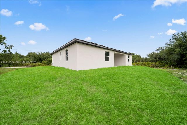 1506 Richmond Avenue N, Lehigh Acres, FL 33972