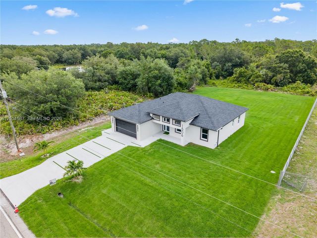1506 Richmond Avenue N, Lehigh Acres, FL 33972