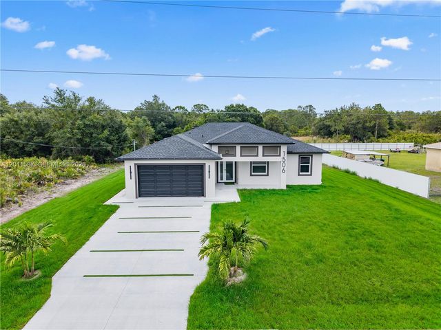 1506 Richmond Avenue N, Lehigh Acres, FL 33972