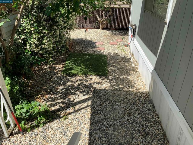 238 Aloha, Pittsburg, CA 94565