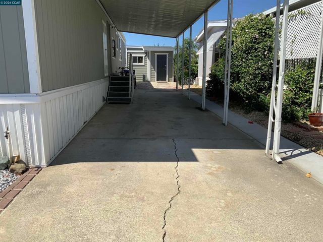 238 Aloha, Pittsburg, CA 94565