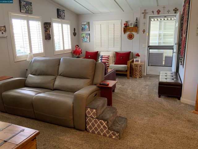 238 Aloha, Pittsburg, CA 94565