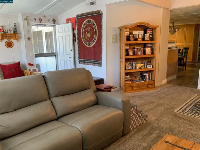 238 Aloha, Pittsburg, CA 94565