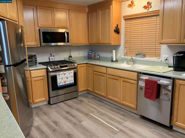 238 Aloha, Pittsburg, CA 94565