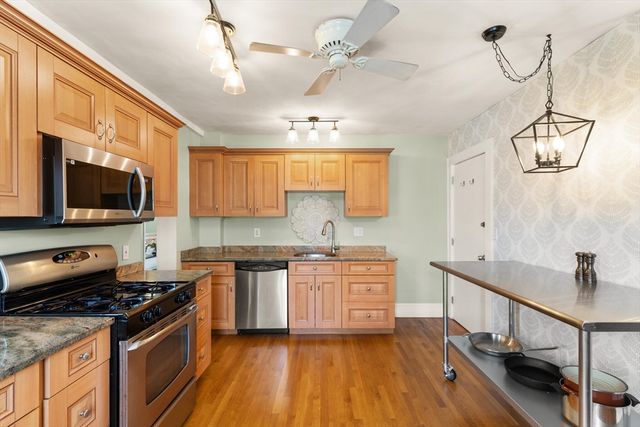 2 Pine St 3, Stoneham, MA 02180