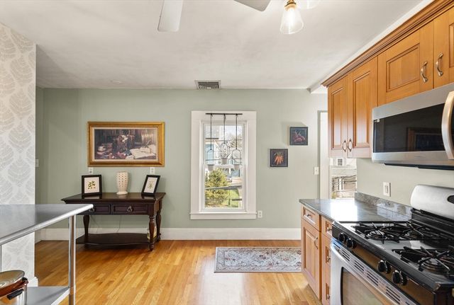 2 Pine St 3, Stoneham, MA 02180