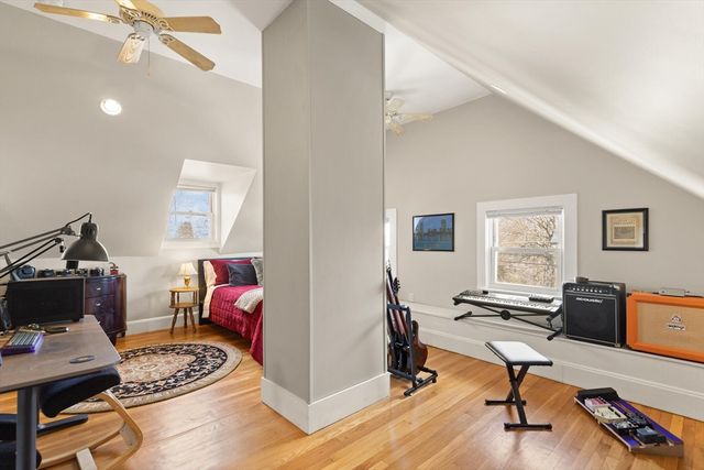 2 Pine St 3, Stoneham, MA 02180