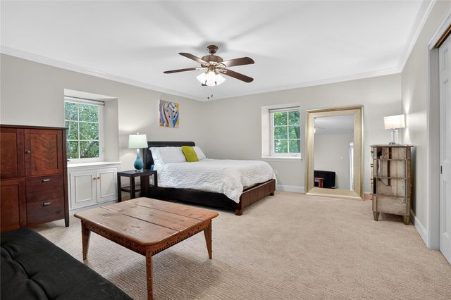 11010 Hedwig Green Street, Hunters Creek Village, TX 77024