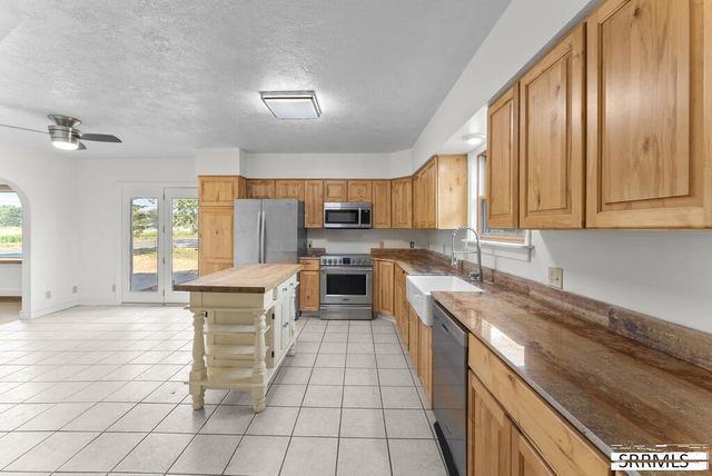 372 E 73rd S, Idaho Falls, ID 83404