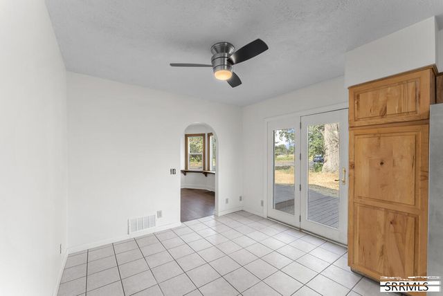 372 E 73rd S, Idaho Falls, ID 83404