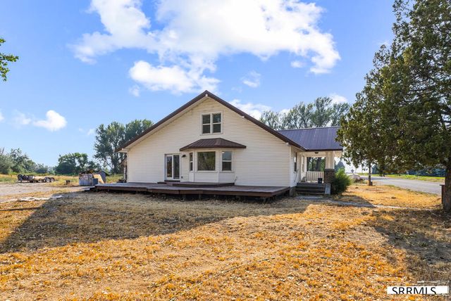 372 E 73rd S, Idaho Falls, ID 83404