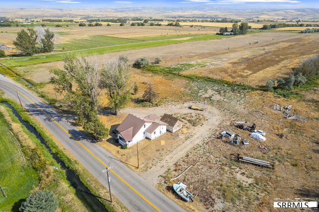 372 E 73rd S, Idaho Falls, ID 83404