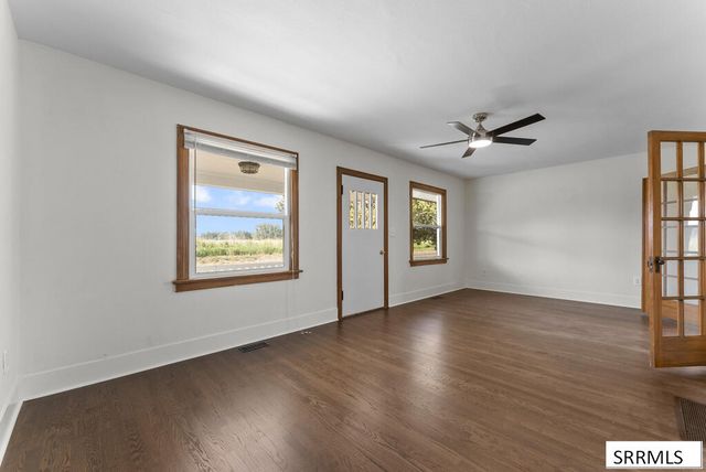 372 E 73rd S, Idaho Falls, ID 83404