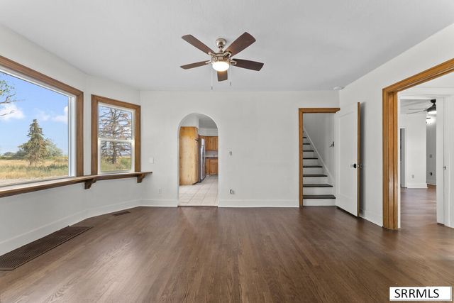 372 E 73rd S, Idaho Falls, ID 83404