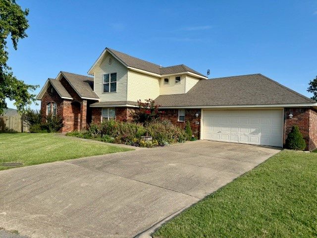 580 Beca Lane, Prairie Grove, AR 72753