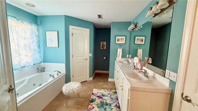 580 Beca Lane, Prairie Grove, AR 72753