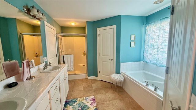 580 Beca Lane, Prairie Grove, AR 72753