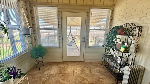 580 Beca Lane, Prairie Grove, AR 72753