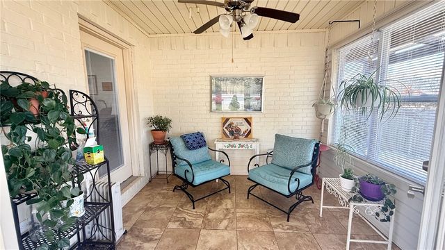 580 Beca Lane, Prairie Grove, AR 72753