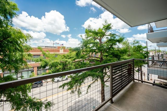 1111 S Akard Street 304, Dallas, TX 75215