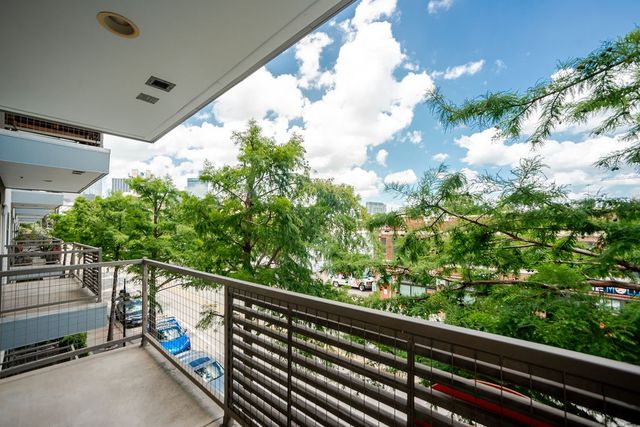 1111 S Akard Street 304, Dallas, TX 75215