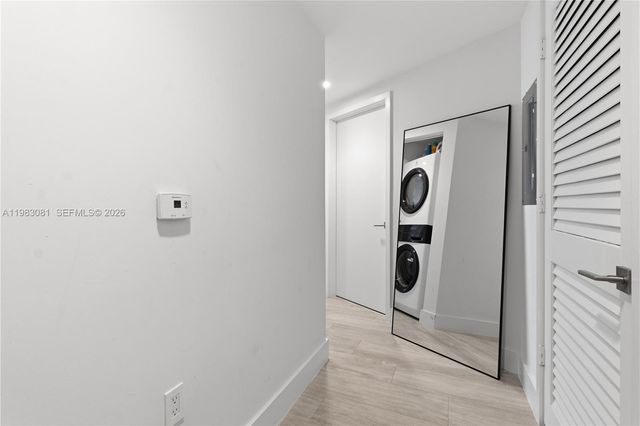 121 NE 34th St 2109, Miami, FL 33137