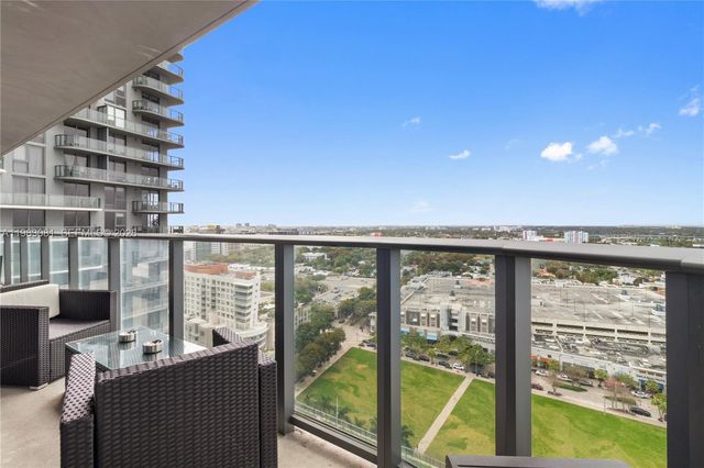 121 NE 34th St 2109, Miami, FL 33137