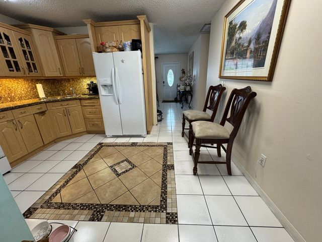 966 Sumter Road E, West Palm Beach, FL 33415