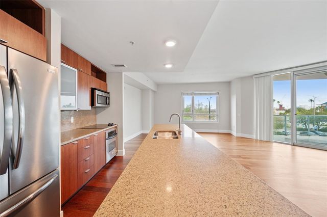 912 CHANNELSIDE DRIVE 2310, Tampa, FL 33602