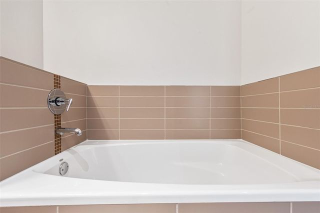912 CHANNELSIDE DRIVE 2310, Tampa, FL 33602