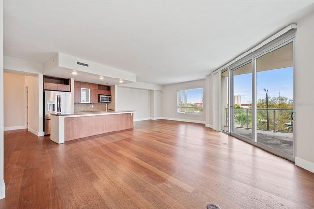 912 CHANNELSIDE DRIVE 2310, Tampa, FL 33602
