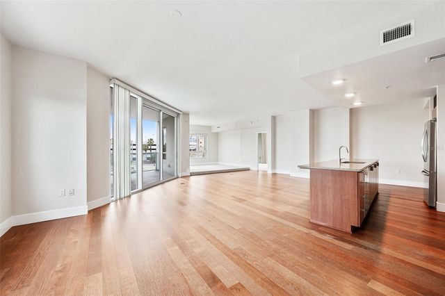 912 CHANNELSIDE DRIVE 2310, Tampa, FL 33602