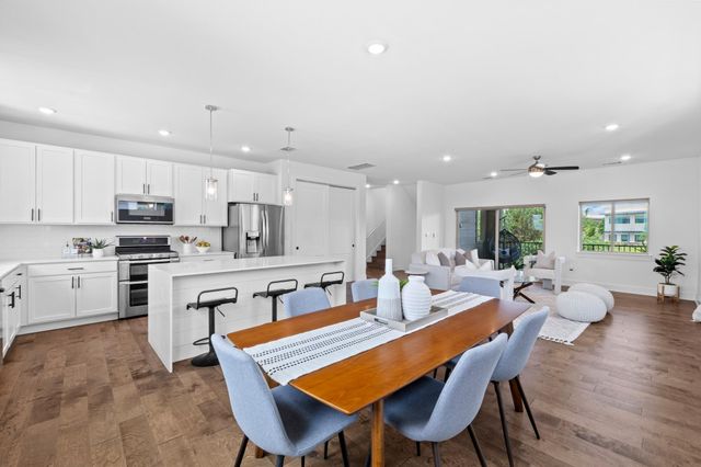 5315 La Crosse Ave 11, Austin, TX 78739
