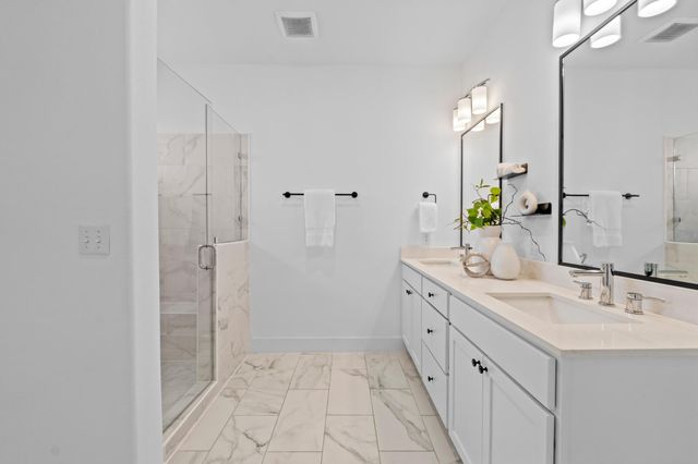 5315 La Crosse Ave 11, Austin, TX 78739
