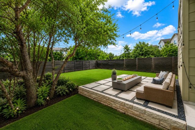 5315 La Crosse Ave 11, Austin, TX 78739