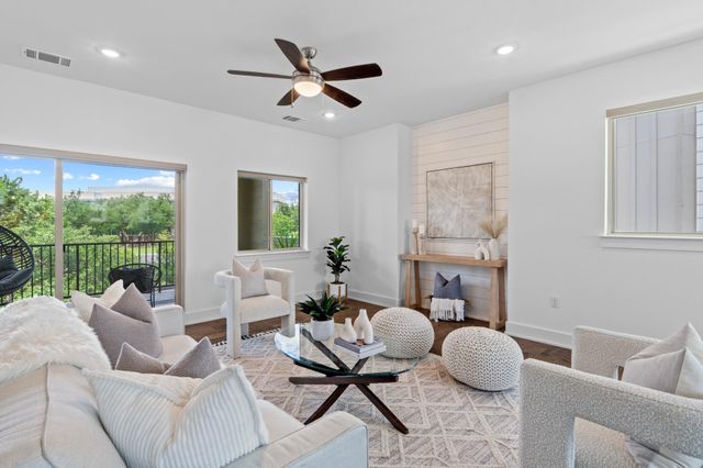 5315 La Crosse Ave 11, Austin, TX 78739