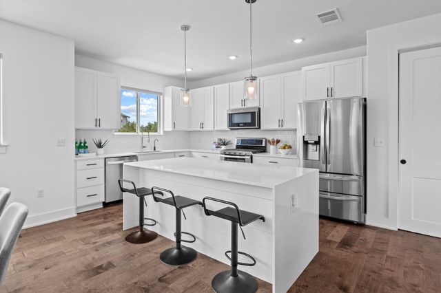 5315 La Crosse Ave 11, Austin, TX 78739