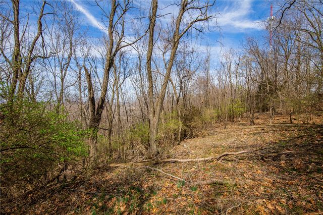 Dinsmore Trail, Fayetteville, AR 72701